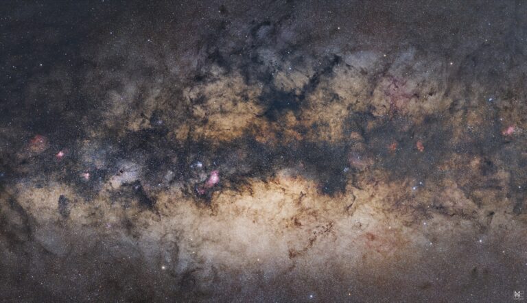 Milkyway Core 3-P Mosaic Canon 700Da Canon50mm 16h54m